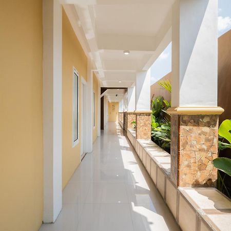 Reddoorz Syariah Near Rsud Dr Iskak Tulungagung Hotel Kedungwaru Ngoại thất bức ảnh